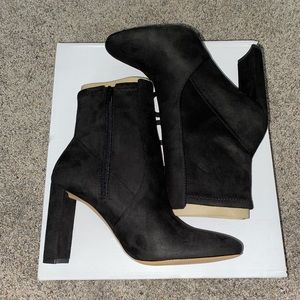 *NEW* Aldo Aurellane Black Heel Bootie-7.5